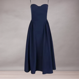 Robe midi bustier à bretelles fines pour femme | Élégante