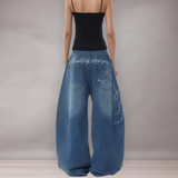 Jean Woman uvevive Cup | Zrelaksowany duch mody