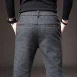 Tirenta | Slim pants made elegant