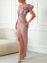 Robe de mariée à une épaule – robe longue pour femme – détails à volants