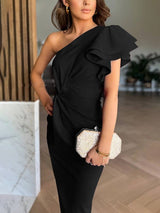 Robe de mariée élégante avec découpe | Design asymétrique