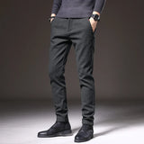 Tirenta | Slim pants made elegant