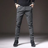 Tirenta | Slim pants made elegant