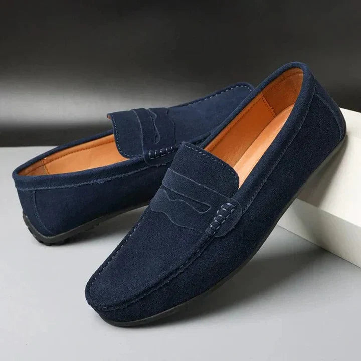Tirenta | Mokasyny w zamszowej niedrogiej elegancji